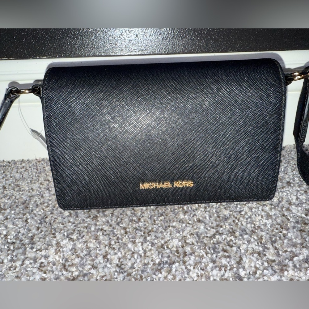 Michael Kors black crossbody purse with mini pouch NWT - Picture 4 of 10